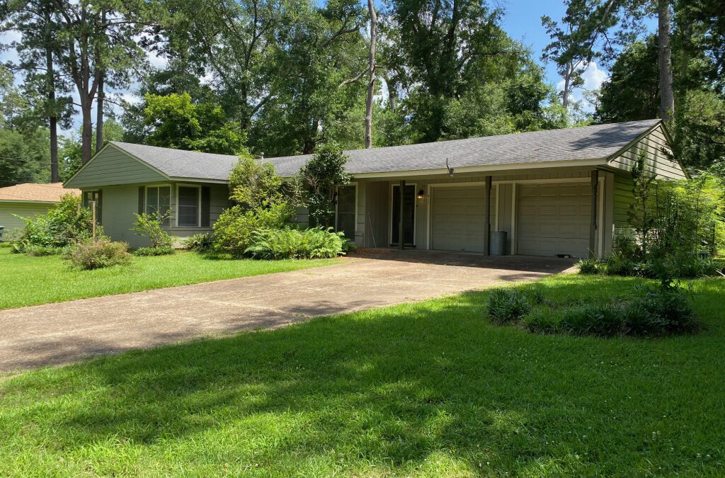 417 Meadowbrook Drive – $185,000 – MLS# 22501098