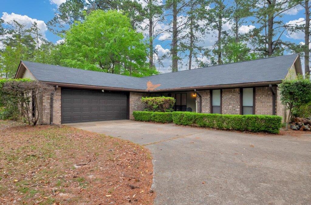 4230 Friar Tuck Drive – $305,000 – MLS# 70012713